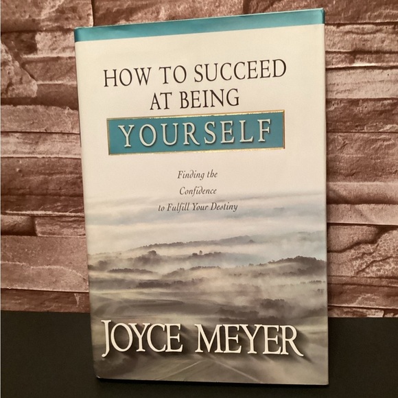 How to Succeed at Being Yourself by Joyce Meyer - Picture 1 of 1